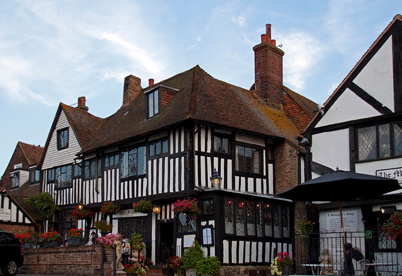 Mermaid_Inn_3_(4907638899)-1